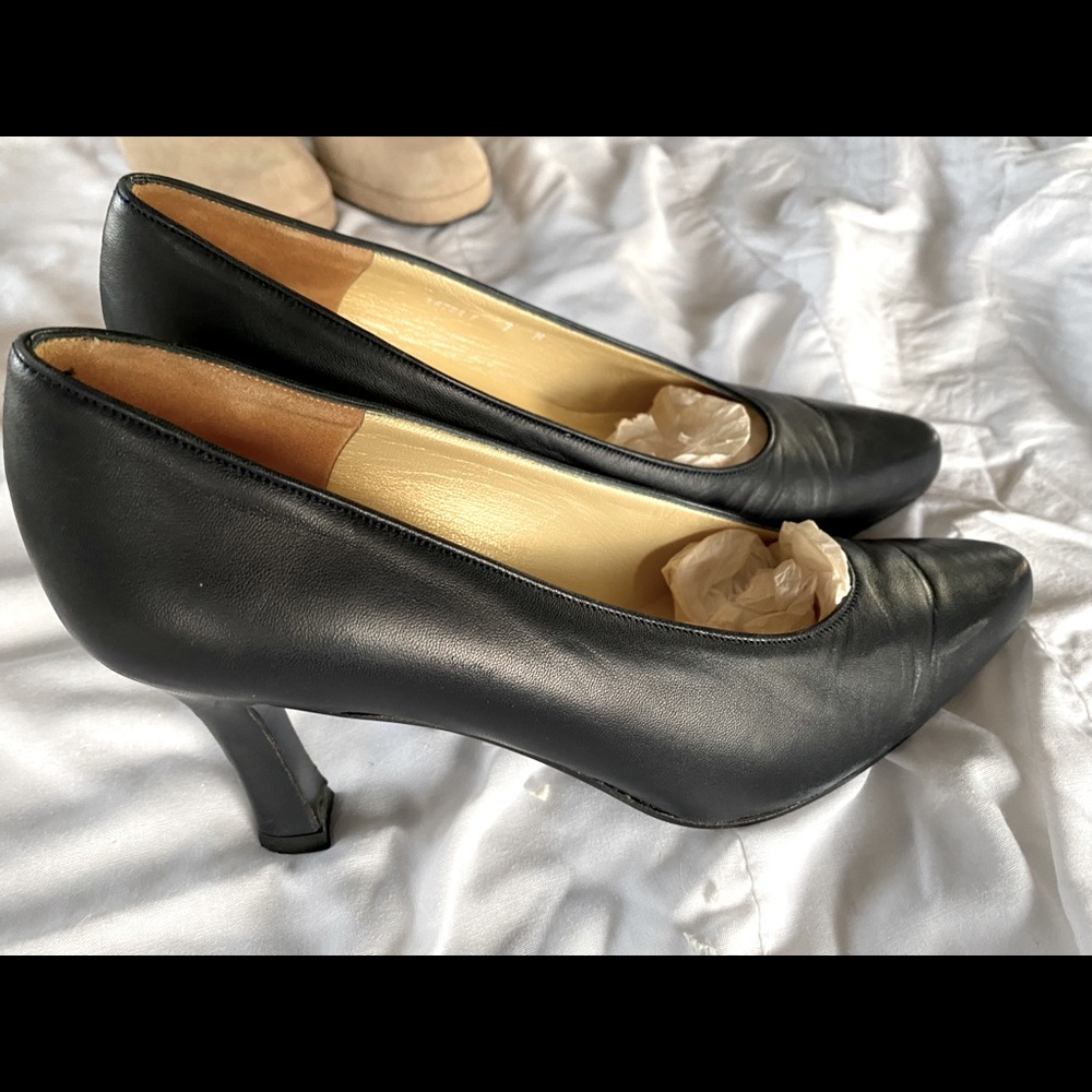 Charles Jourdan 3” Navy Blue Leather
